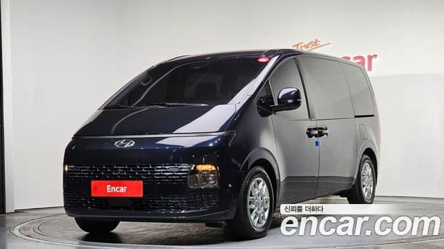 Hyundai Staria Modern, 2023 1
