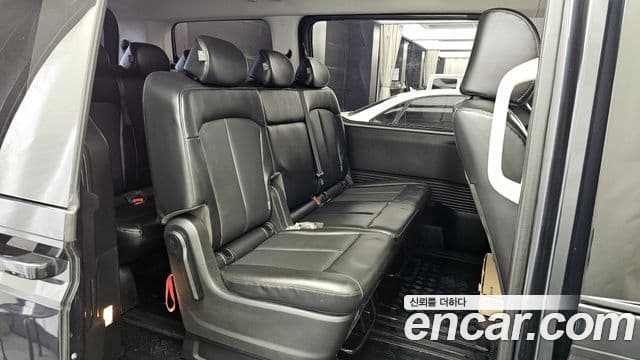 Hyundai Staria Modern, 2023 12