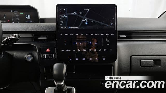 Hyundai Staria Modern, 2023 16