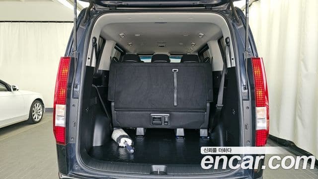 Hyundai Staria Modern, 2023 20