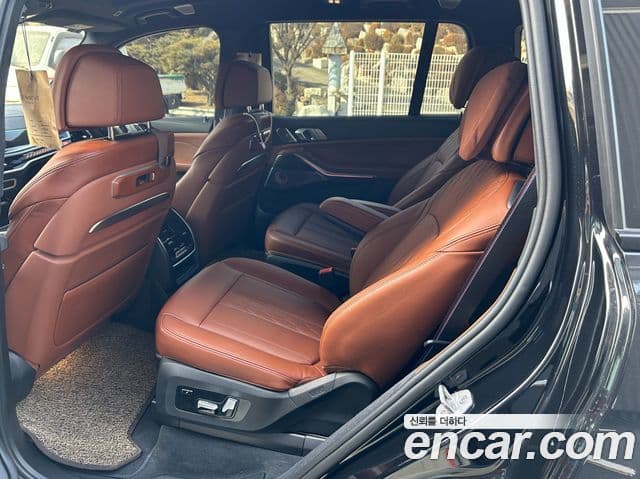 BMW X7 (G07) M60i xDrive M Sport 6인승, 2024 12