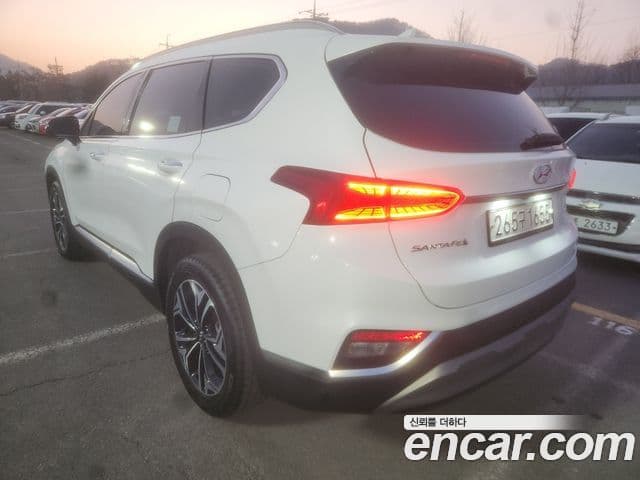 Hyundai Santa Fe TM Exclusive, 2020 6