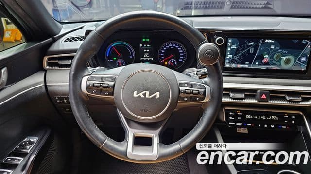 Kia K5 гибрид 3세대 Trendy, 2022 13