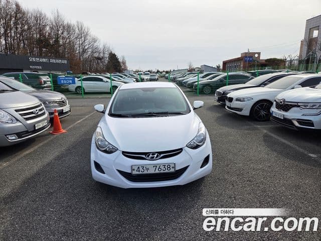 Hyundai Avante MD Style, 2013 1