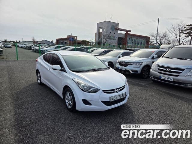 Hyundai Avante MD Style, 2013 3