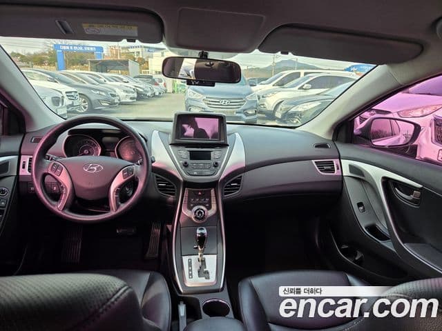 Hyundai Avante MD Style, 2013 8