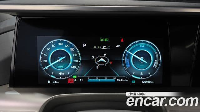 Hyundai NEXO Premium, 2024 8