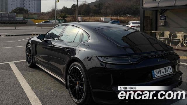 Porsche Panamera (971) 2.9 AWD E-гибрид Platinum Edition, 2023 2