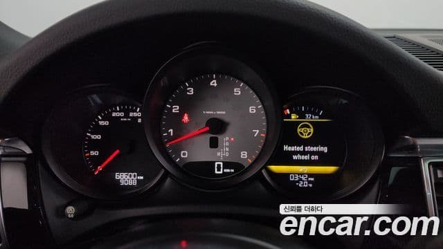 Porsche Macan 95B, 2015 8