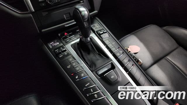 Porsche Macan 95B, 2015 9