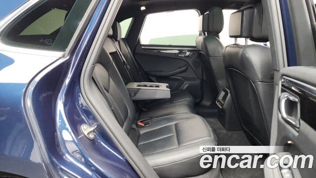 Porsche Macan 95B, 2015 12