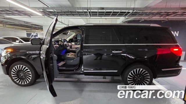 Lincoln Navigator 4세대 3.5L чёрный Label, 2019 11