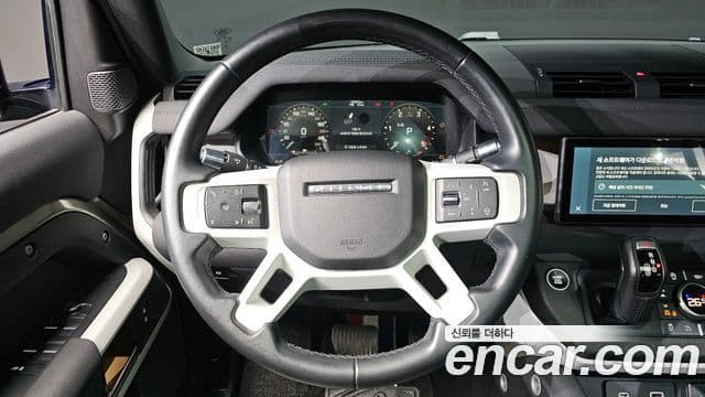 Land Rover Defender (L663) 110 D250 S, 2022 13