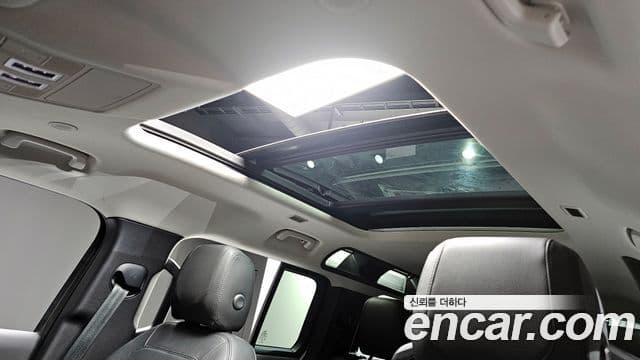 Land Rover Defender (L663) 110 D250 S, 2022 18