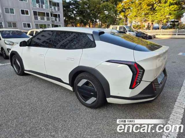 Kia EV4 Earth, 2026 2