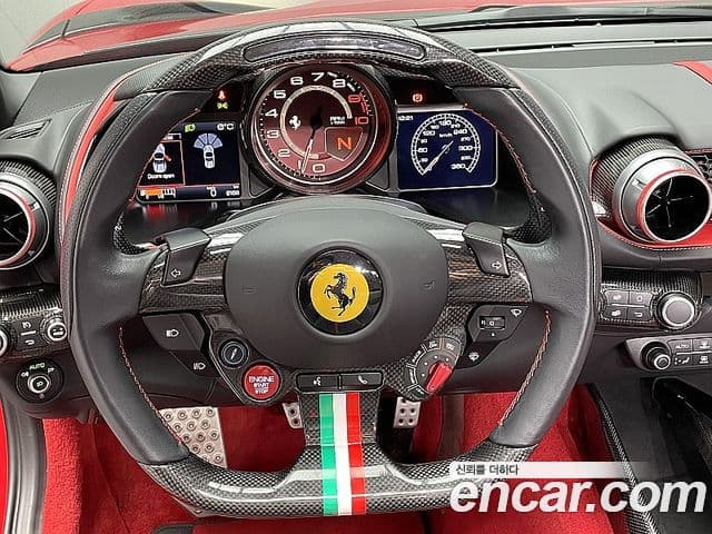 Ferrari 812 GTS, 2021 11