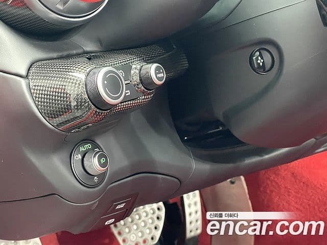 Ferrari 812 GTS, 2021 16