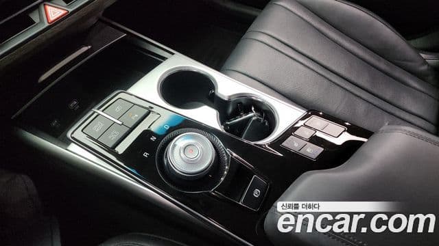 Kia K8 гибрид Noblesse Light, 2023 9