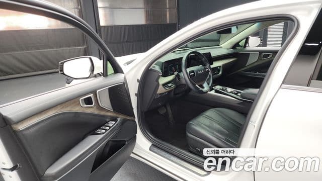 Kia K8 гибрид Noblesse Light, 2023 10