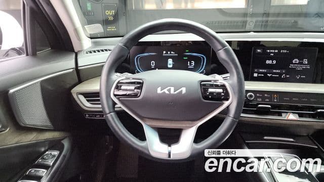 Kia K8 гибрид Noblesse Light, 2023 13