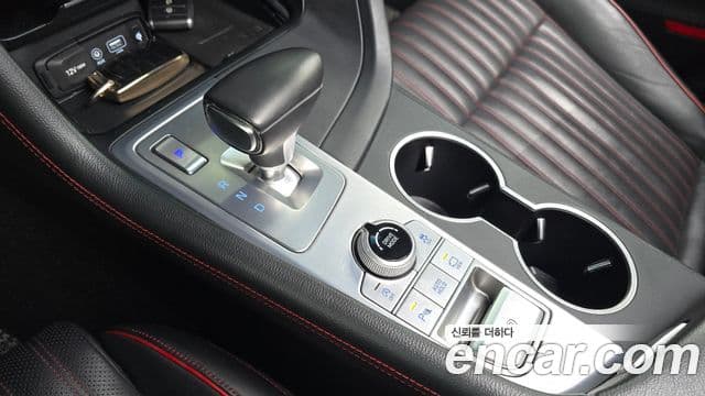 Genesis G70 Elite, 2019 9