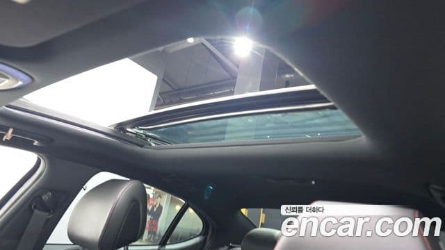 Genesis G70 Elite, 2019 18