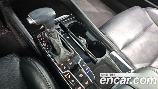 Kia All New K7 Noblesse, 2016 9