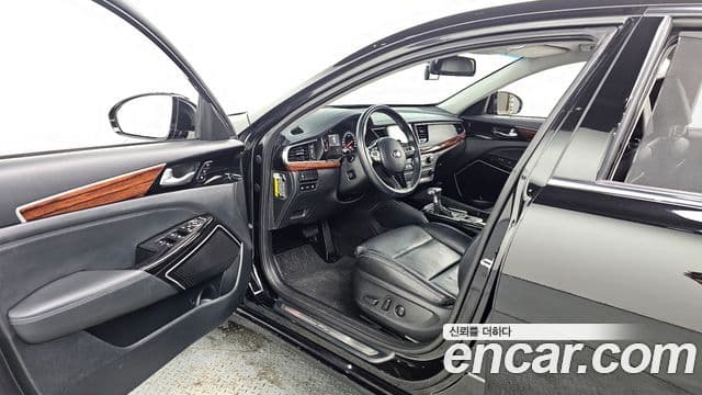 Kia All New K7 Noblesse, 2016 10