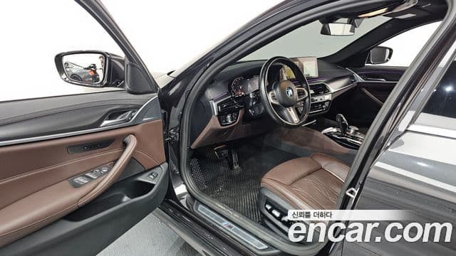 BMW 5시리즈 (G30) 523d M Sport, 2023 10