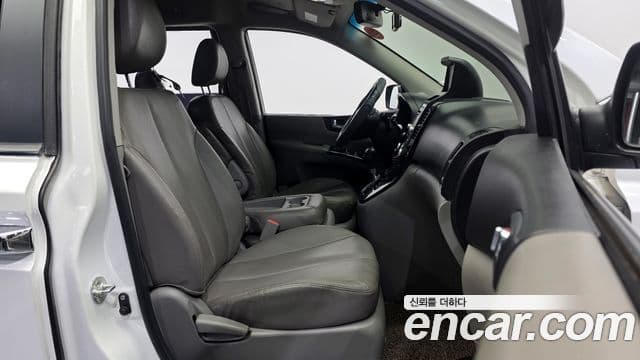 Kia Carnival R топовая версия, 2014 11