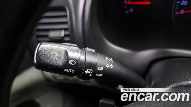 Kia Carnival R топовая версия, 2014 16