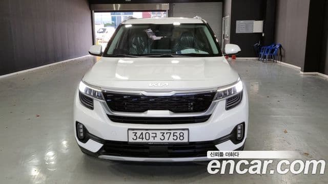 Kia Seltos Trendy, 2023 3