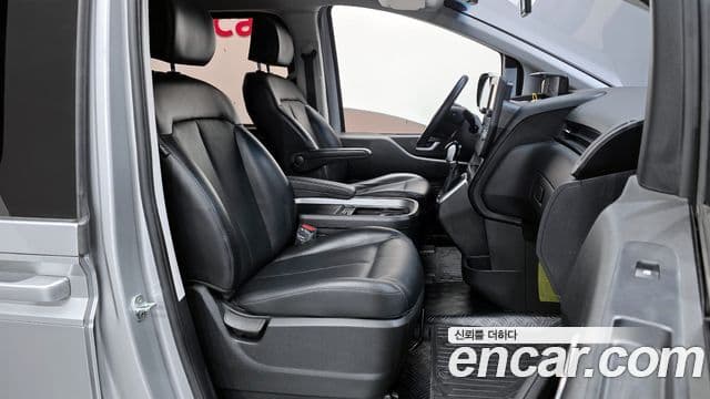 Hyundai Staria Modern, 2022 10