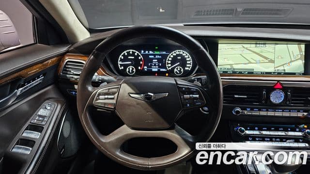 Genesis EQ900 Prestige, 2016 13