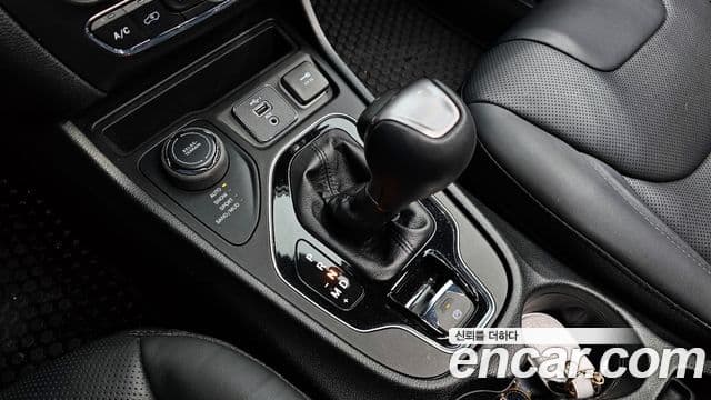 Jeep Cherokee(KL) 2.4 Limited AWD, 2021 9