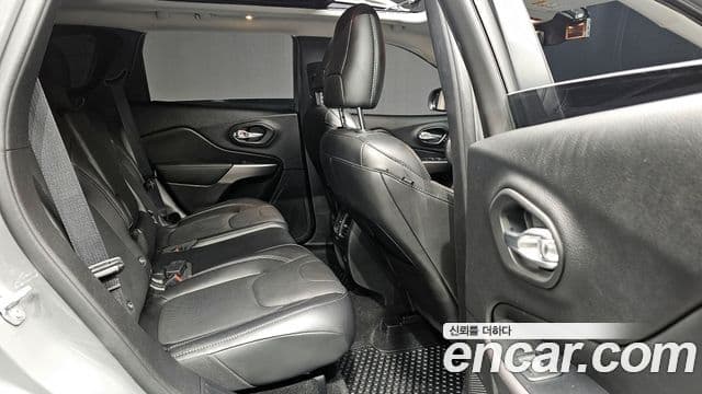 Jeep Cherokee(KL) 2.4 Limited AWD, 2021 11