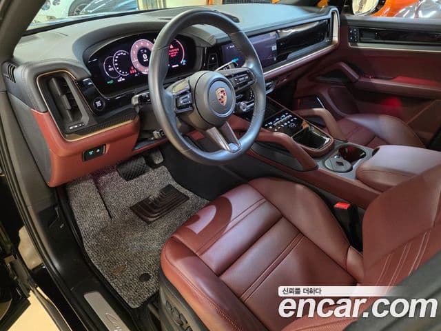 Porsche Cayenne (PO536) 3.0 купе, 2024 6