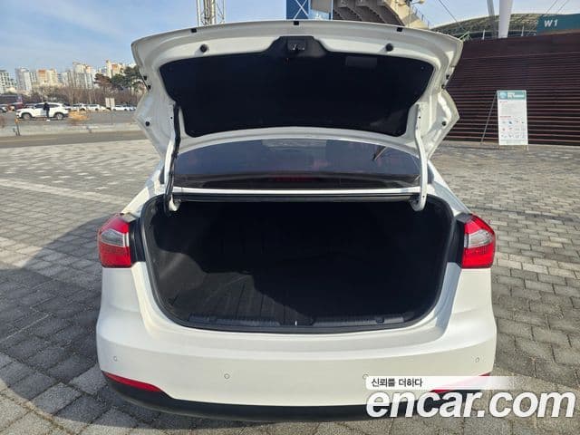 Kia K3 Trendy, 2015 6