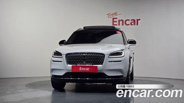 Lincoln Corsair 2.0 Reserve AWD, 2021 3