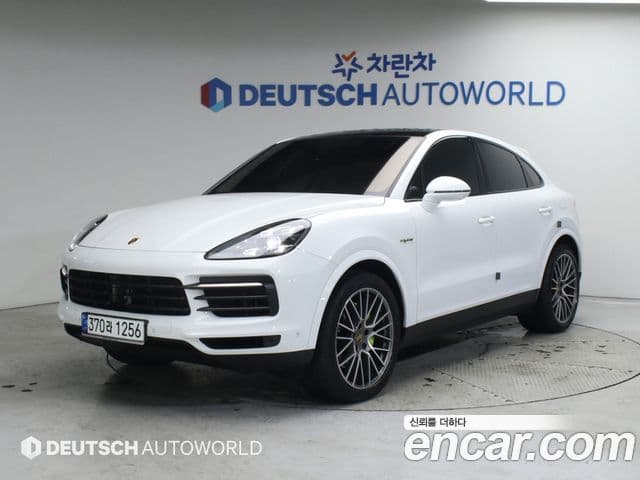 Porsche Cayenne (PO536) 3.0 E-гибрид купе Platinum Edition, 2023 1