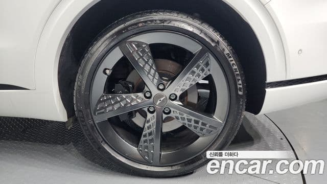 Genesis GV70, 2023 все фото