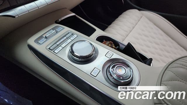 Genesis GV70, 2023 9