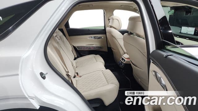 Genesis GV70, 2023 12