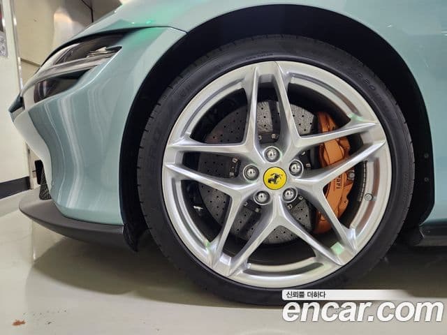 Ferrari 로마, 2023 20