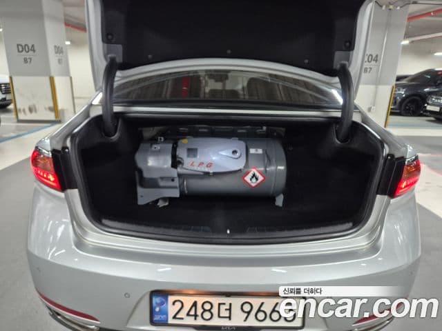 Kia All New K7 Luxury, 2018 10