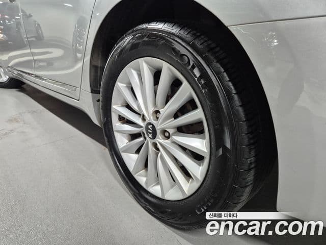 Kia All New K7 Luxury, 2018 18