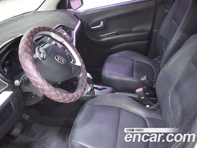 Kia All New Morning Deluxe Trendy, 2014 11