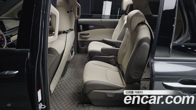 Kia Carnival 4세대 Signature, 2023 12