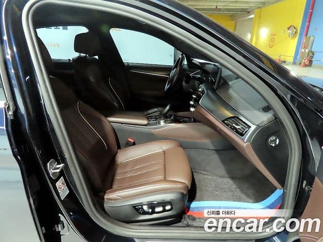 BMW 5시리즈 (G30) 523d M Sport, 2022 11