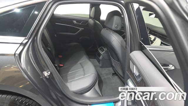 Audi A6 (C8) Premium, 2022 12